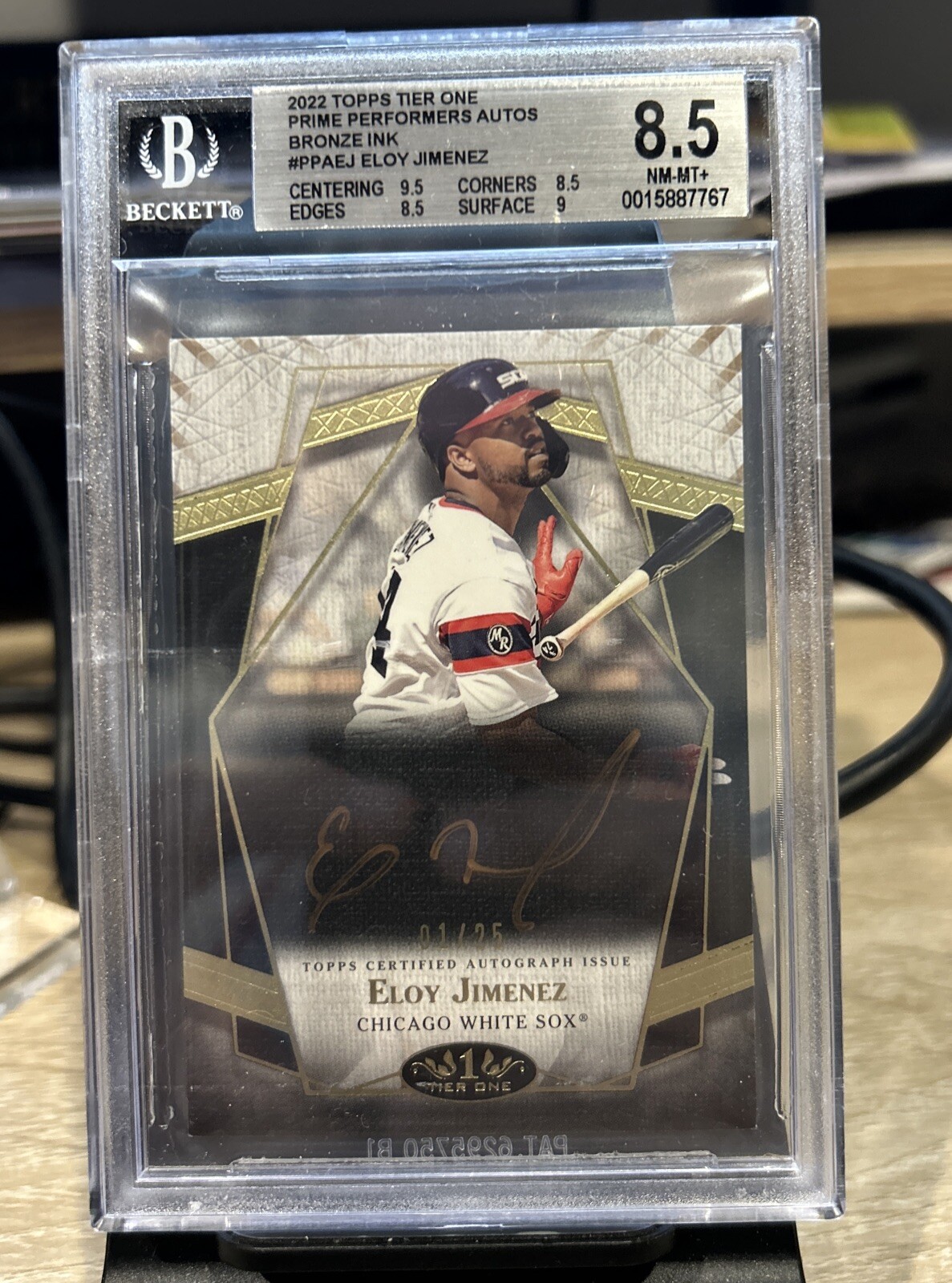 2022 Topps Tier One - Prime Performers Autographs Eloy Jimenez #PPA-EJ ...