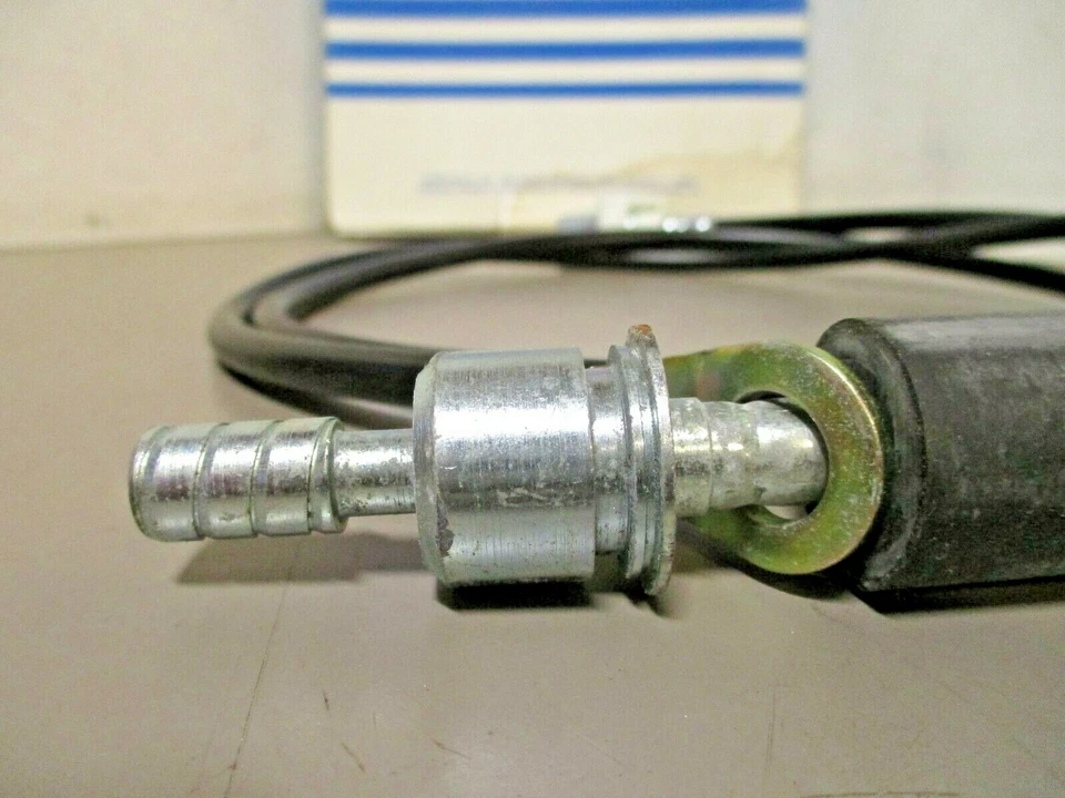 Cable velocímetro Raybestos 48626 Ford enchufable Ford conexión rápida 73" longitud Foto 3 de 4