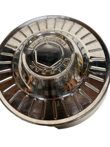 55 56 57 PACKARD HUB CAP PACKARD CLIPPER 10" OD