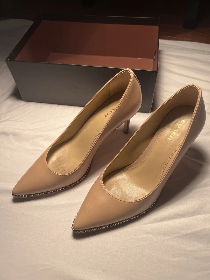 Tacones Coach Smith Beadchain para mujer color madera de haya talla 8,5 Foto 3 de 4