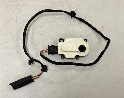 Ford Focus 2015-2018 Shutter Motor Actuator w/ Wire BM51-8476-AB OEM