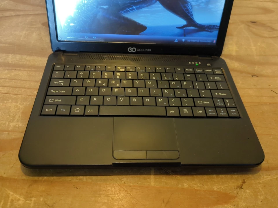 GOCLEVER NETBOOK R103 No Charger Locked Cracked Screen Android - Image 3 of 4