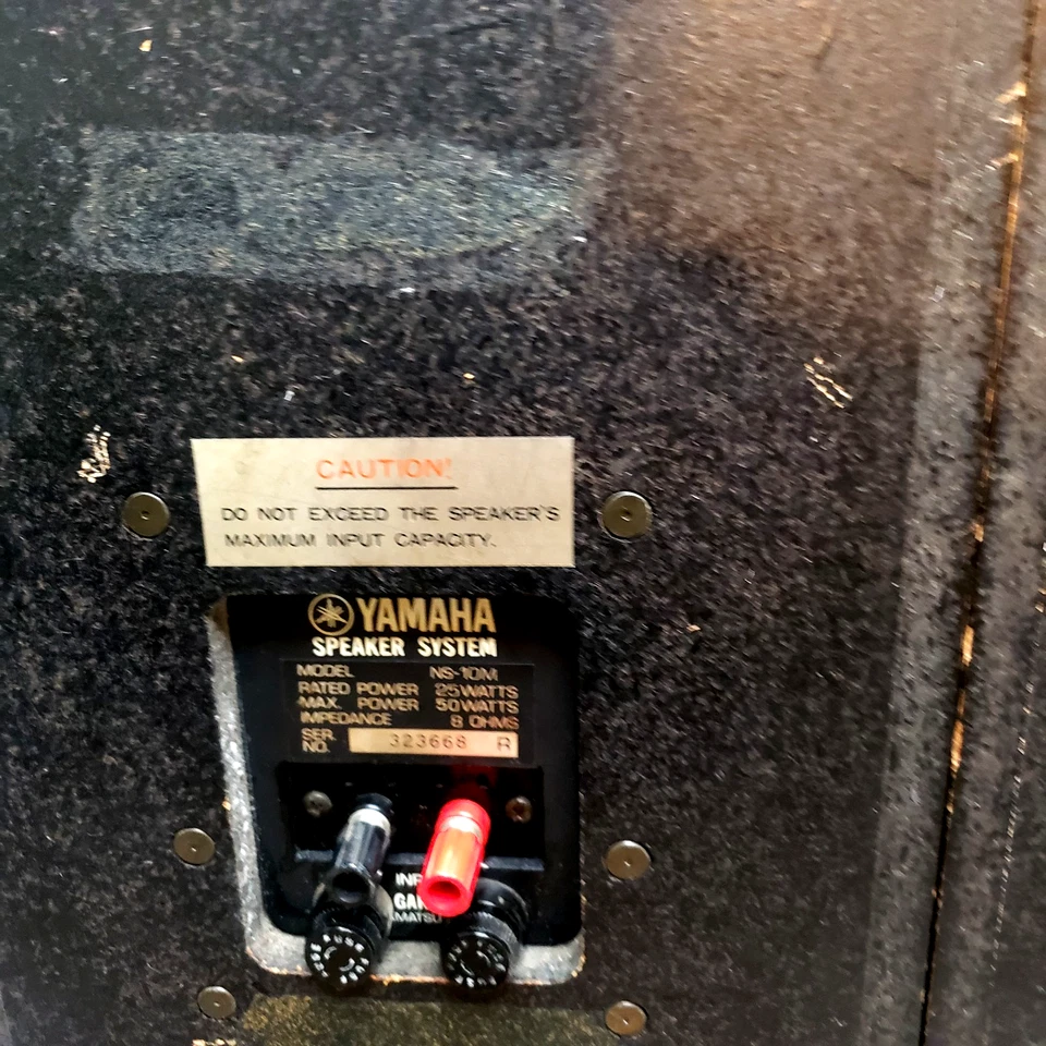 Par de altavoces sistema monitores de estudio altavoces Yamaha NS-10M Foto 4 de 4