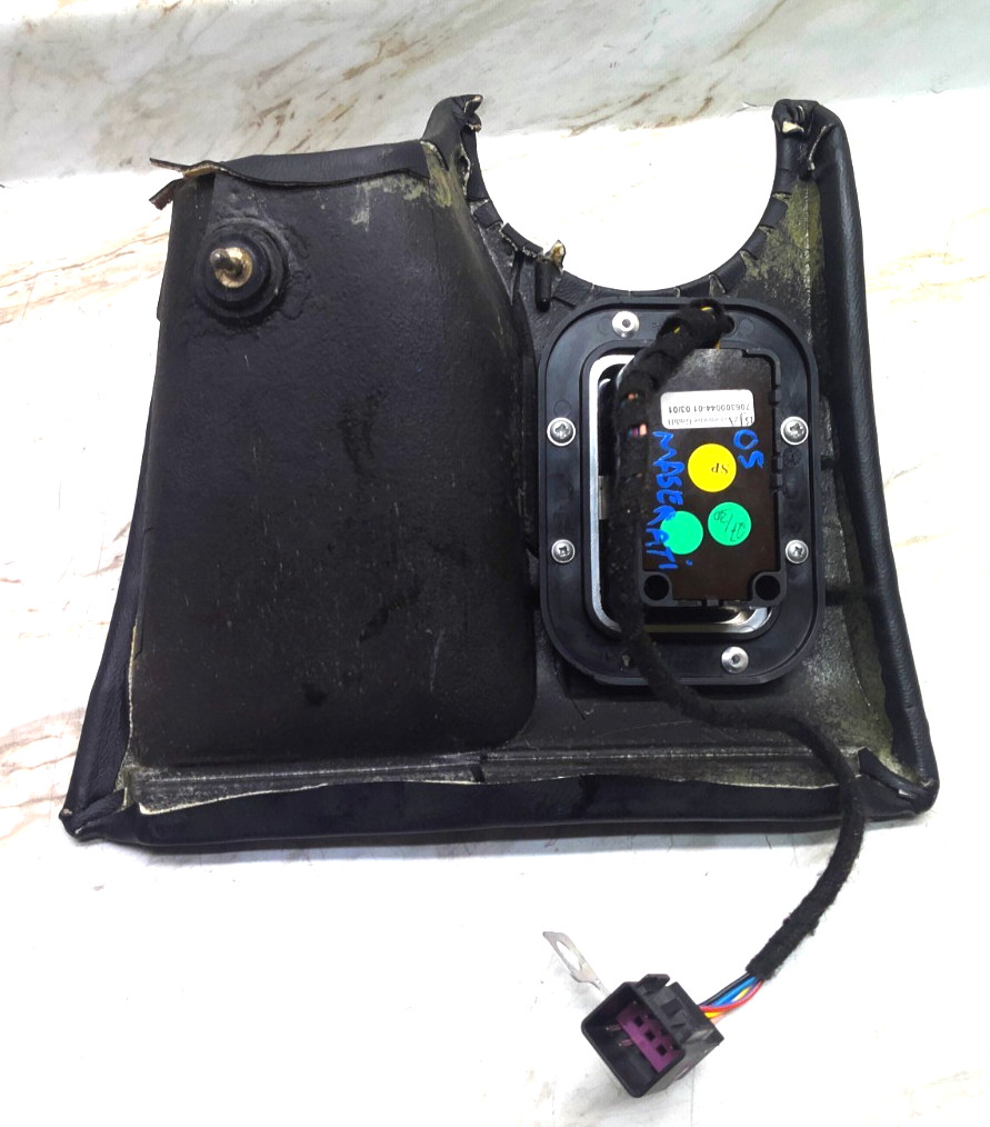 67875400 05 to 07 Maserati Quattroporte Auto Transmission Gear Shift Shifter