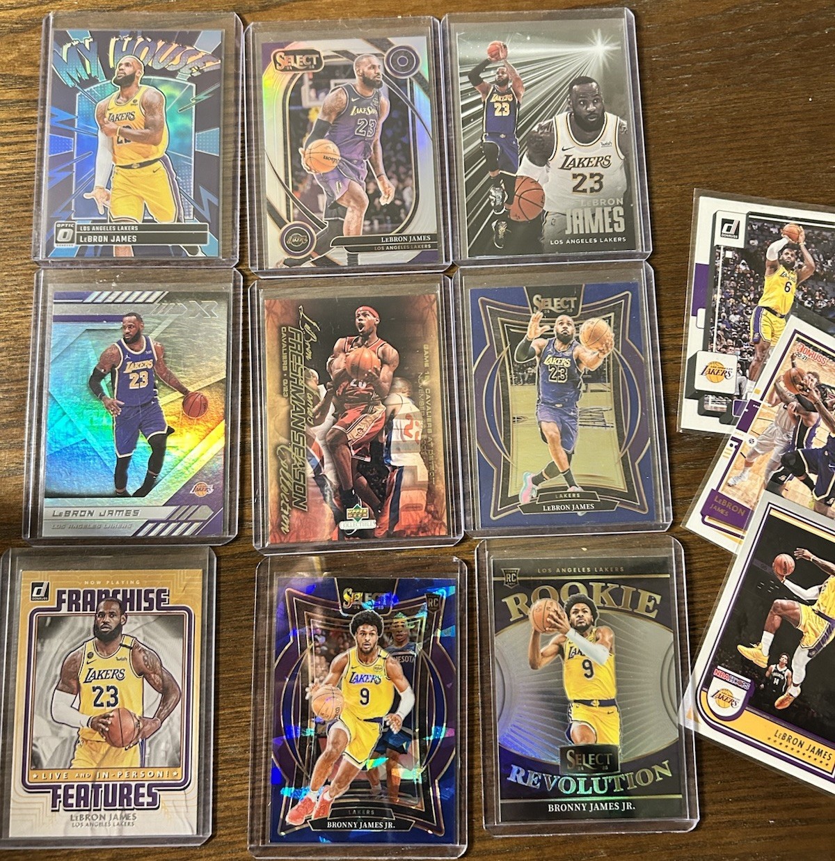 2024-25 Panini Select - Courtside LeBron James #241 Silver Prizm Plus 11 Cards