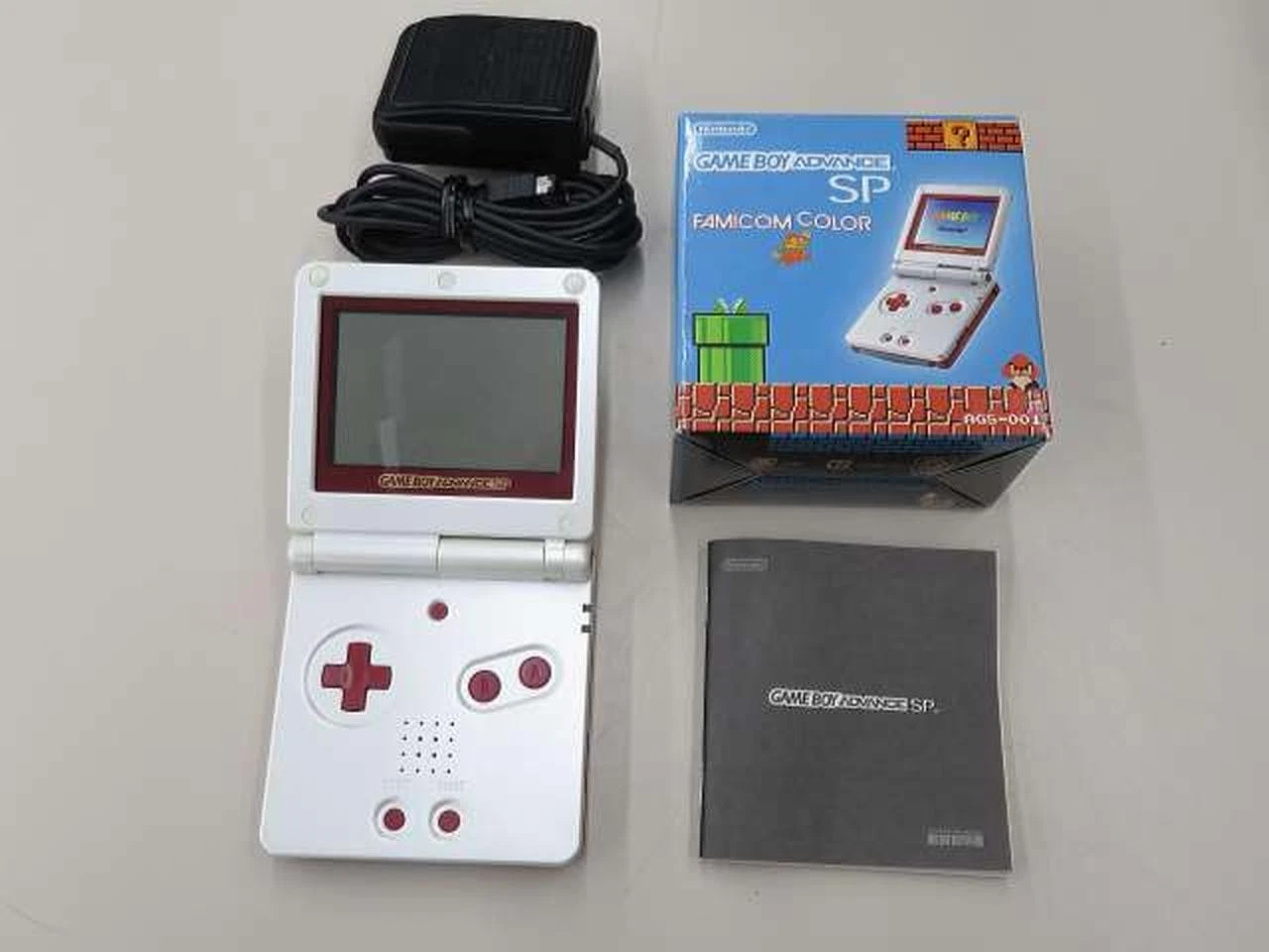 Retro Game Model Number AGS 001 NINTENDO