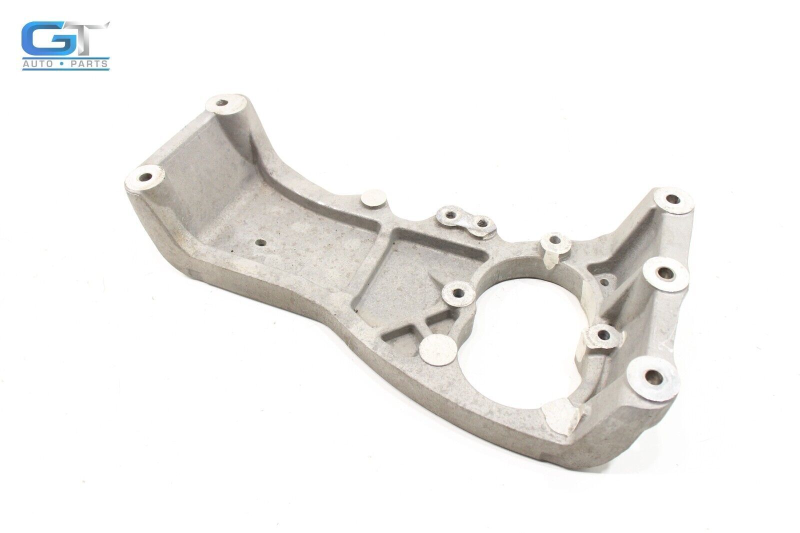 2017 - 2020 MASERATI LEVANTE AUTO TRANSMISSION GEARBOX MOUNT BRACKET OEM