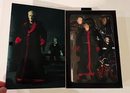 SET OF 2 SAW ULTIMATE JIGSAW KILLER 7" BLACK & RED ROBE VERSIONS NECA 2024-2025 - Picture 6 of 9