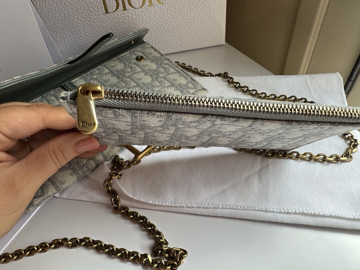 【DIOR】Dior Oblique LONG SADDLE WALLET チェーン付き CHRISTIAN DIOR Oblique Saddle Chain Long Wallet Grey 1295900