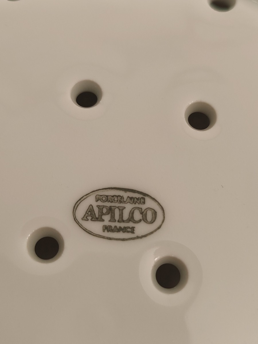 VTG 2 Piece APILCO Strawberry Fruit Colander & Under Plate France