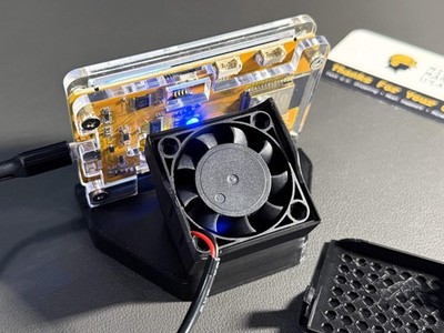 Cooling Stand for NerdMiner V2 & NMminer   40mm USB Fan Included   Lower Temps