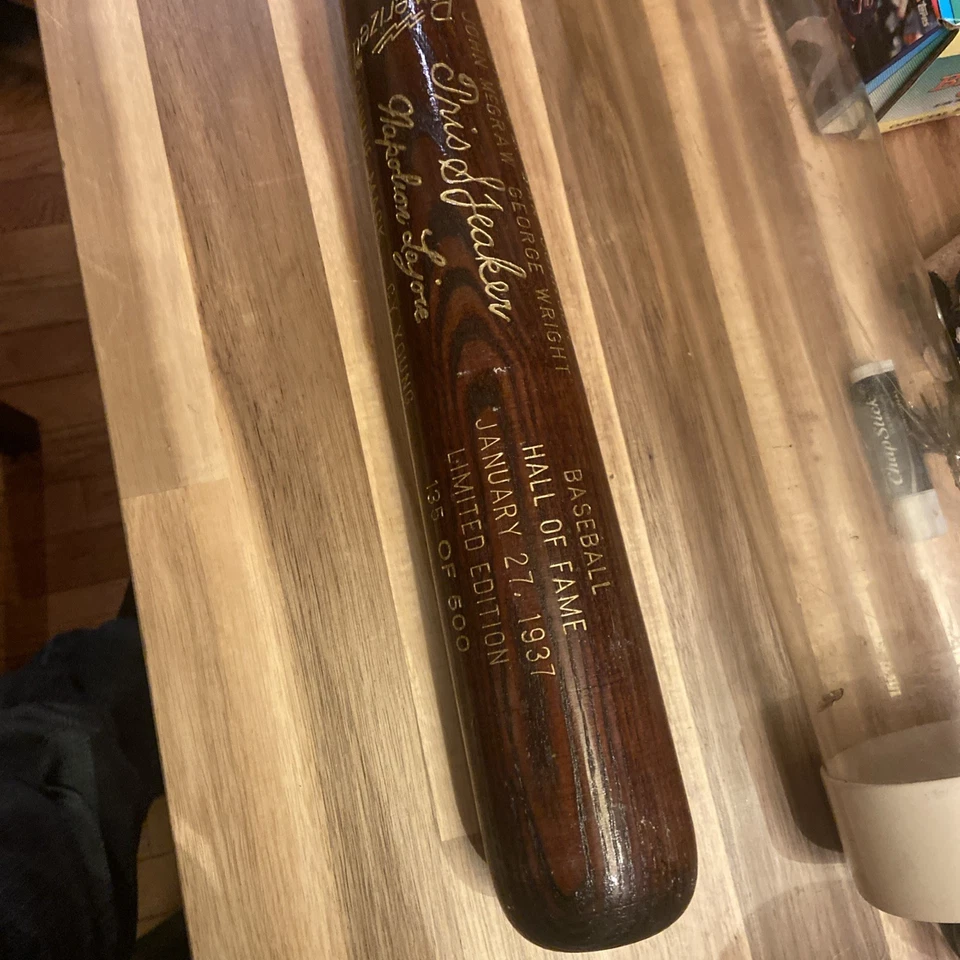 1937 HALL OF FAME BROWN GOLD HOF BAT 135/500 Connie Mack, Cy Young, Morgan G. Bu - Image 4 of 4