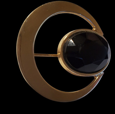 VTG Crescent Moon Brooch Gold Tone Midnight Black Stone Eclipse Celestial Pin