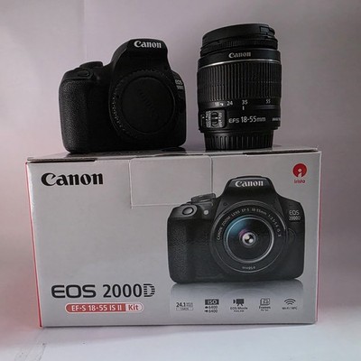 Canon EOS 2000D Travel Kit, EF-S 18-55mm f/3.5-5.6 IS II