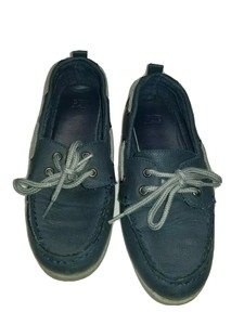 gap boat shoes