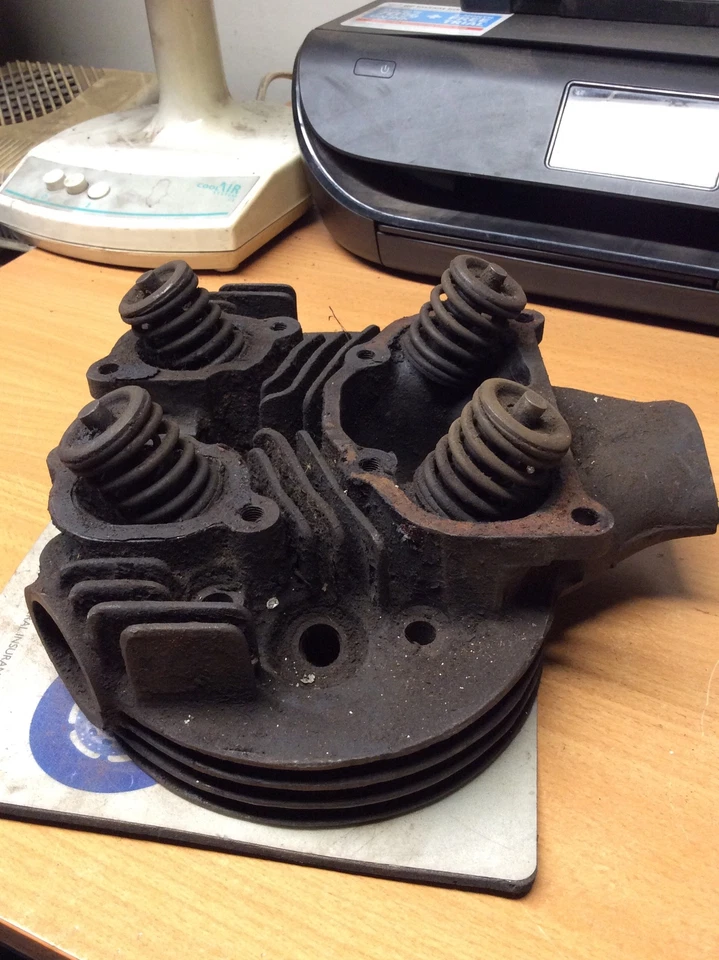 Classic Vintage Cylinder Head Bsa Triumph Villiers Etc Nos? Used? (B3) - Image 2 of 4