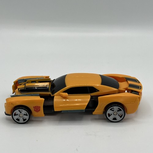 Transformers 2009 Speed Stars Stealth Force BUMBLEBEE Hasbro Non Transforming - Picture 12 of 13