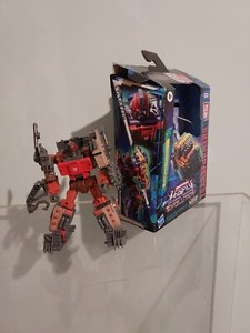 Transforers, Legacy Evolution Leader Class, Prie Universe, giocattolo di Dreadwing, 17,5 c
