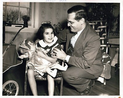 York PA Station PRR 8 x 10 1952 Children's Christmas Party G. Boyer Leah Werner 
