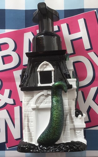 Bath & Body Works Haunted House Foaming Soap Dispenser Halloween 2024. ππ§π»π - Picture 2 of 5