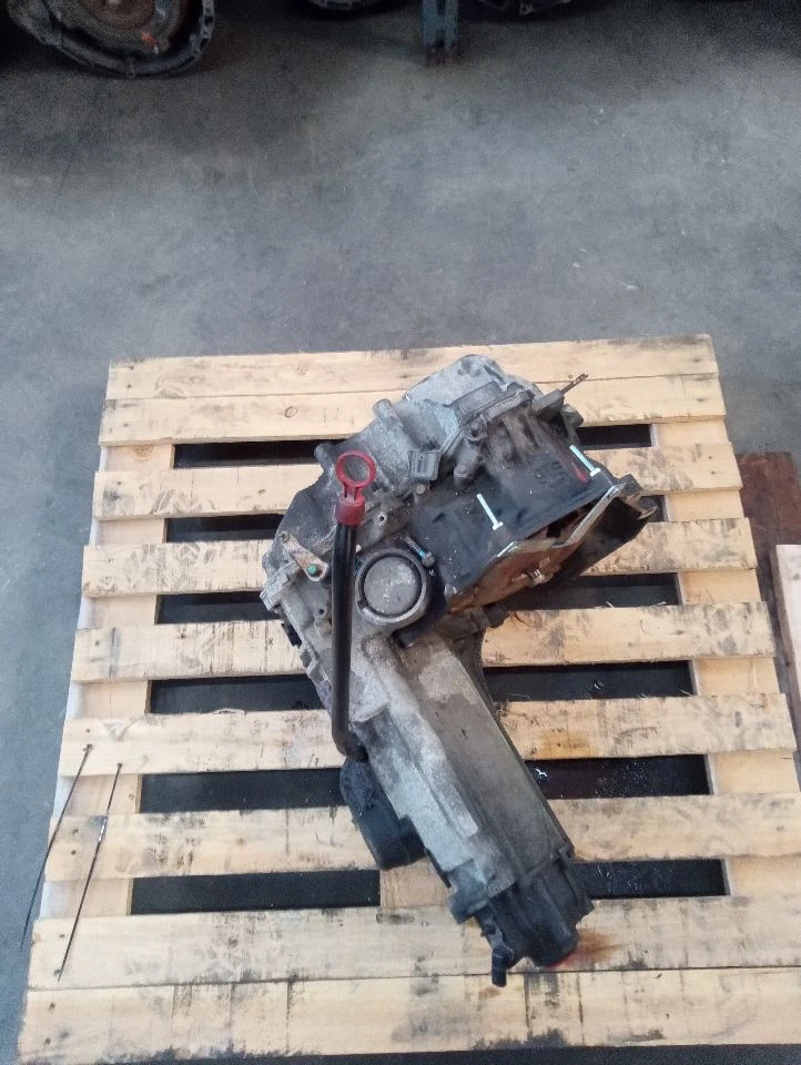 Used Automatic Transmission Assembly fits: 2002 Buick Lesabre AT FWD w/o superch Foto 2 de 4