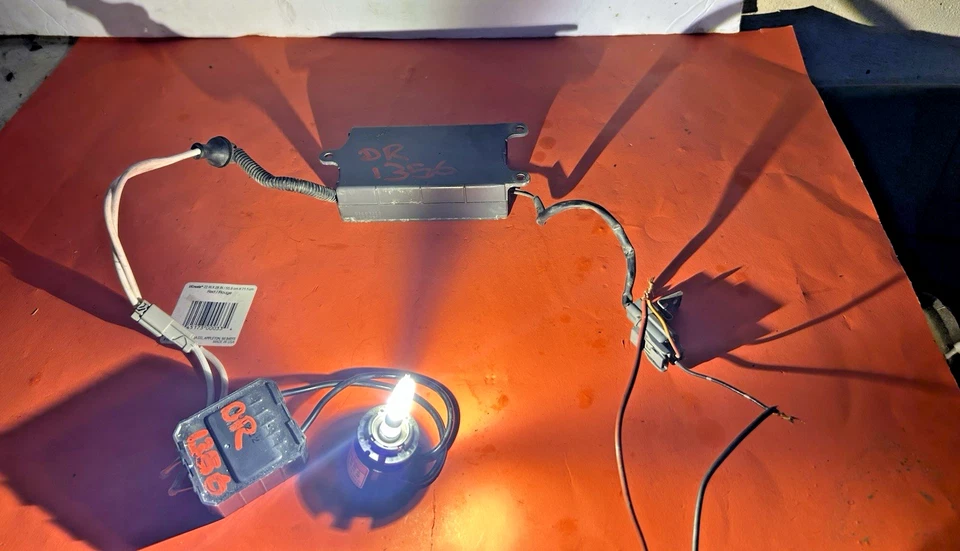 1999-2001 Acura TL OEM Xenon Head Light Ballast Ignitor and bulb #680 - Изображение 4 из 4