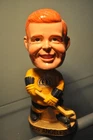 VINTAGE 1960's Los Angeles Kings Hockey Gold Base Bobble Head ~ Nodder NR MINT