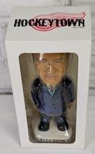Scotty Bowman Detroit Red Wings Hockeytown Bobblehead SGA Coach Figure w/ Box