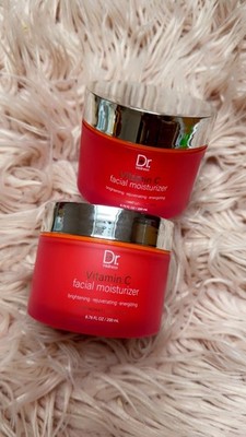 Dr. Wellness Vitamin C Facial Moisturizer 200 ml
