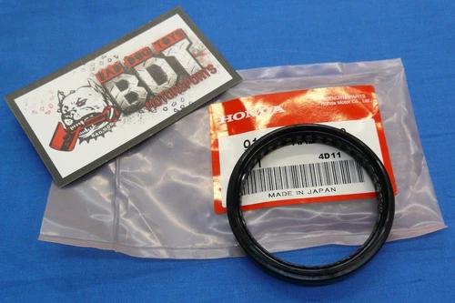 HONDA TRX 250R TRX250R OEM SWINGARM BEARING CARRIER DUST SEAL (52X62X7) NEW