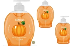 Softsoap PUMPKIN LIMITED EDITION Liquid Hand Soap in THREE 7.5 Fl Oz Pumps+Gift