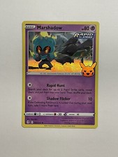 Pokemon Marshadow Holo Trucco o Scambio 2023 Halloween TIMBRO BOOster Card 80/203