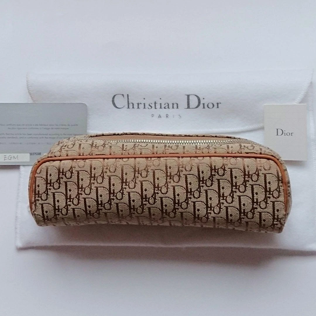 Pochette Christian Dior 17