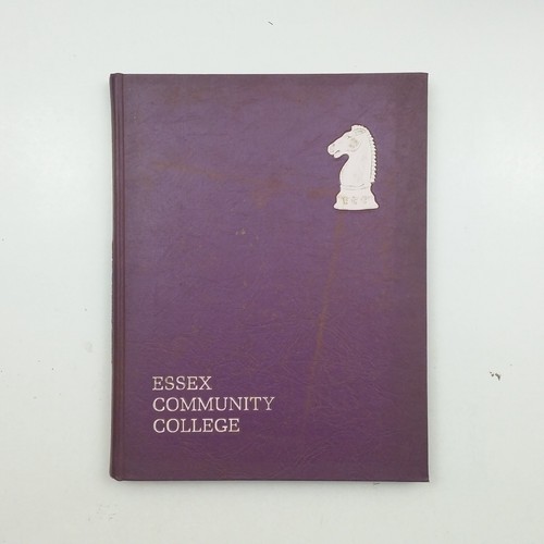 ANNUARIO 1971 Challenger Essex Community College Vol. 7 Baltimora Maryland - Foto 1 di 2