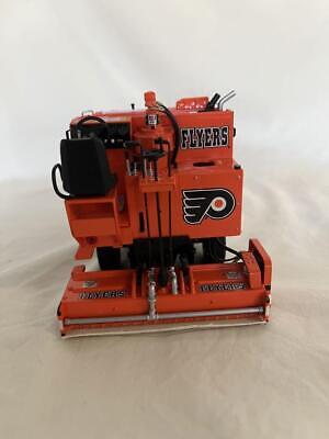 Dumbari Mint 1/24 Philadelphia Flyers ZAMBONI Diecast Car Dumbari Mint 1/24 Philadelphia Flyers ZAMBONI Diecast Car