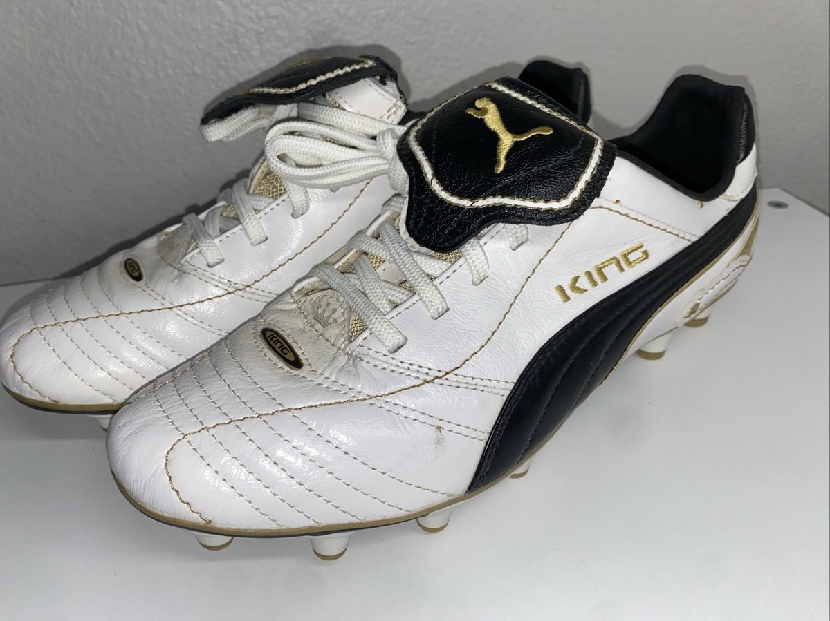 プーマキングフィナーレ27 PUMA プーマ KING ディエゴ フィナーレ(ホワイト×ネイビー