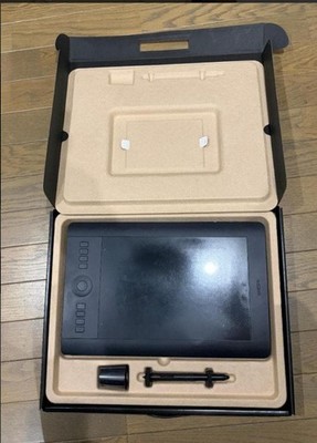 Wacom Intuos Pro PTH-651 Pen Tablet Black Used from Japan
