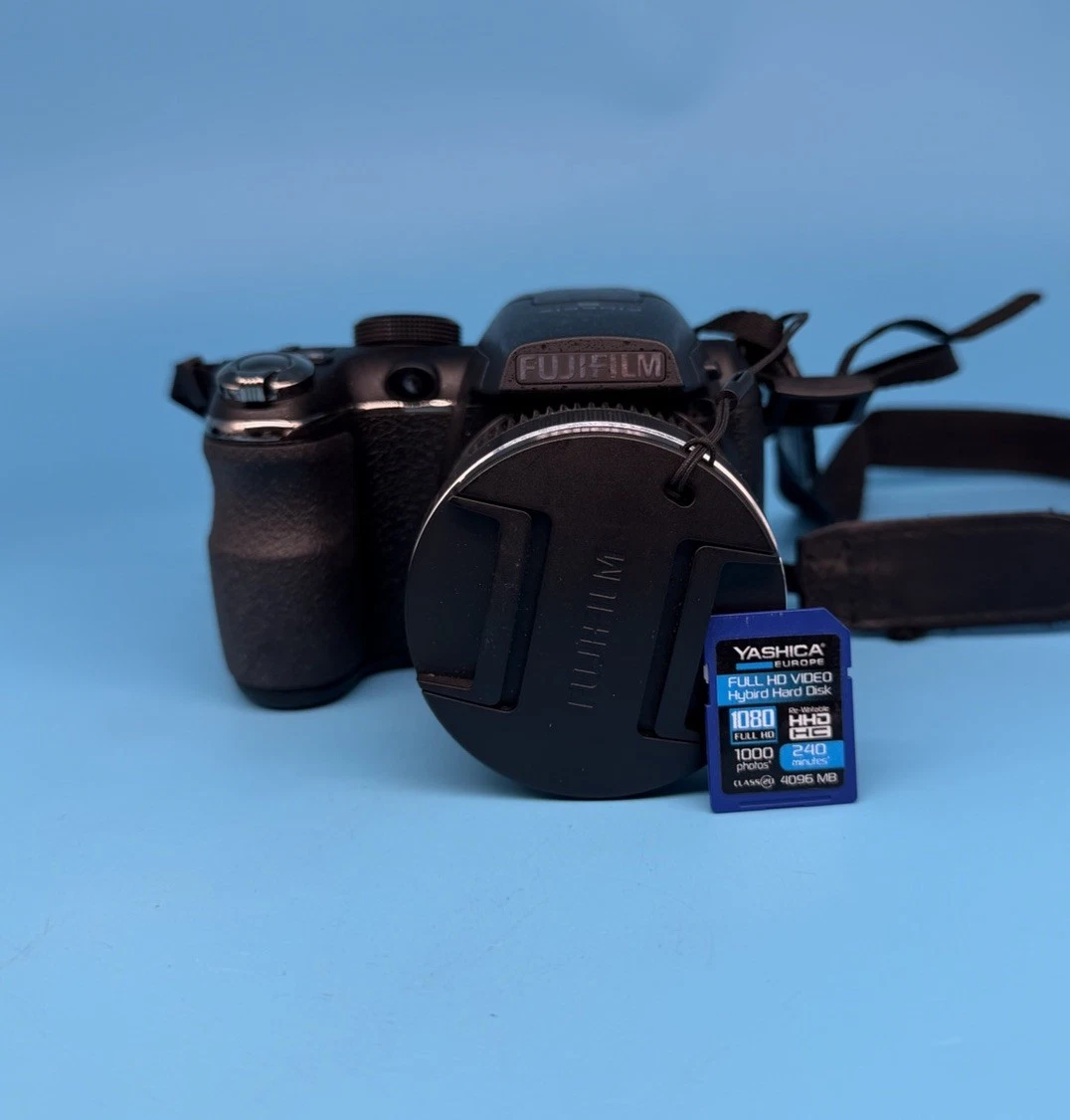 Fujifilm FinePix S Series 14-16.9MP Digital Cameras | eBay