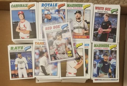 2026 Topps Heritage Base Only Lot of About (800) Cards Roman Anthony & Rookies