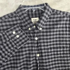 Flint and Tinder Men's Button Down flannel Shirt Long Sleeve Size Medium