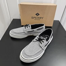 NIB Sperry Halyard 2-Eye Boat Shoe Size 9