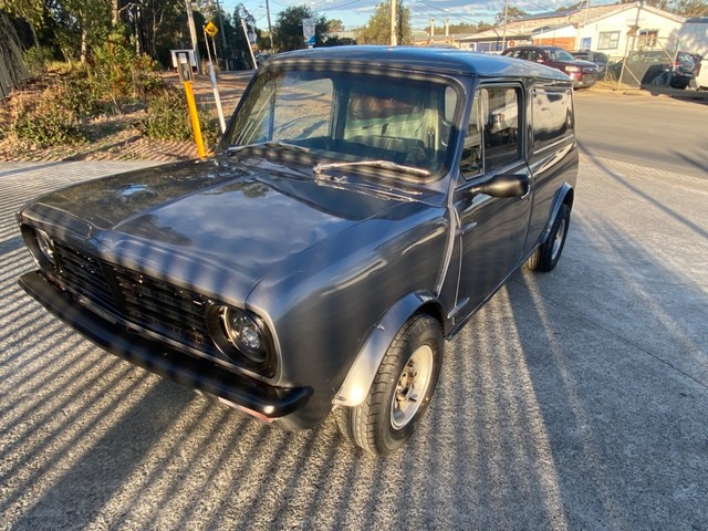 1974 Leyland mini panel van OY5741 1974 Leyland mini panel van OY5741