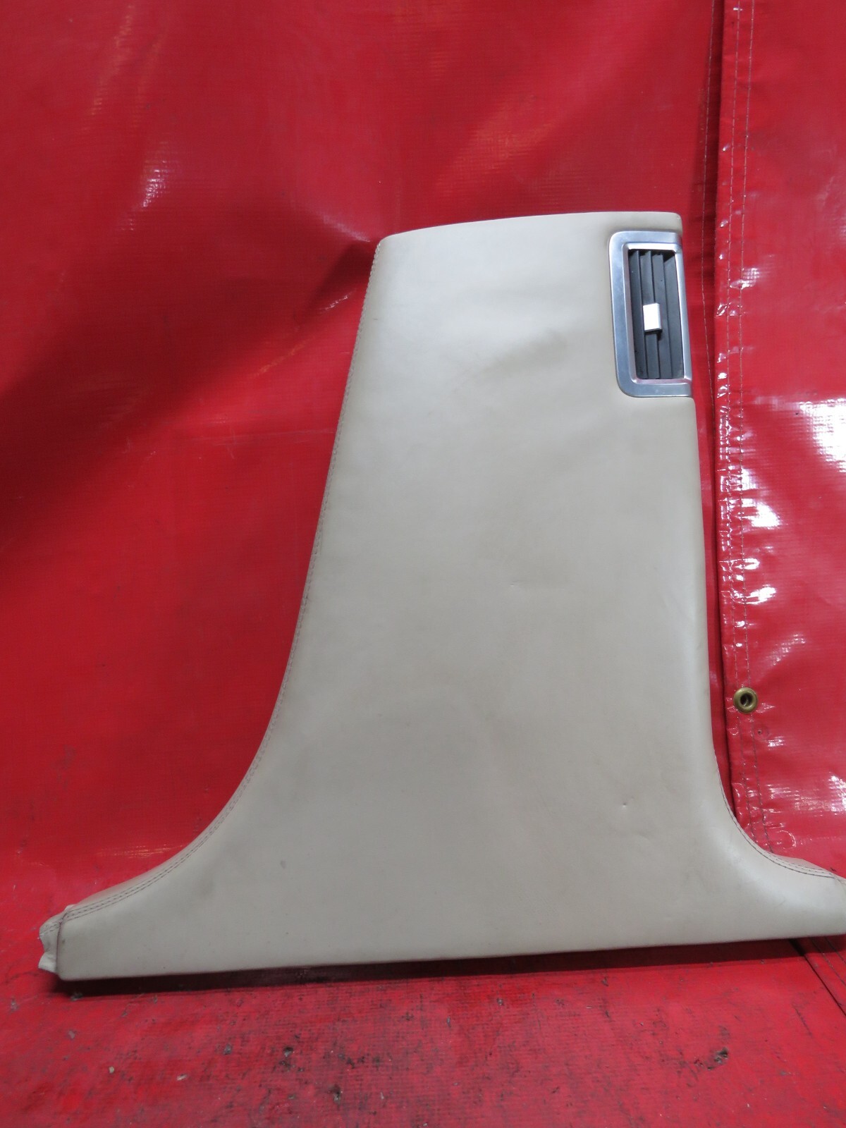 2006 BENTLEY FLYING SPUR FAIRING RIGHT PASSENGER SIDE B PILLAR TRIM