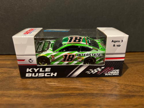 Batterie interstatali Kyle Busch 2018 #18 1/64 NASCAR CUP RARE - Foto 2 di 2