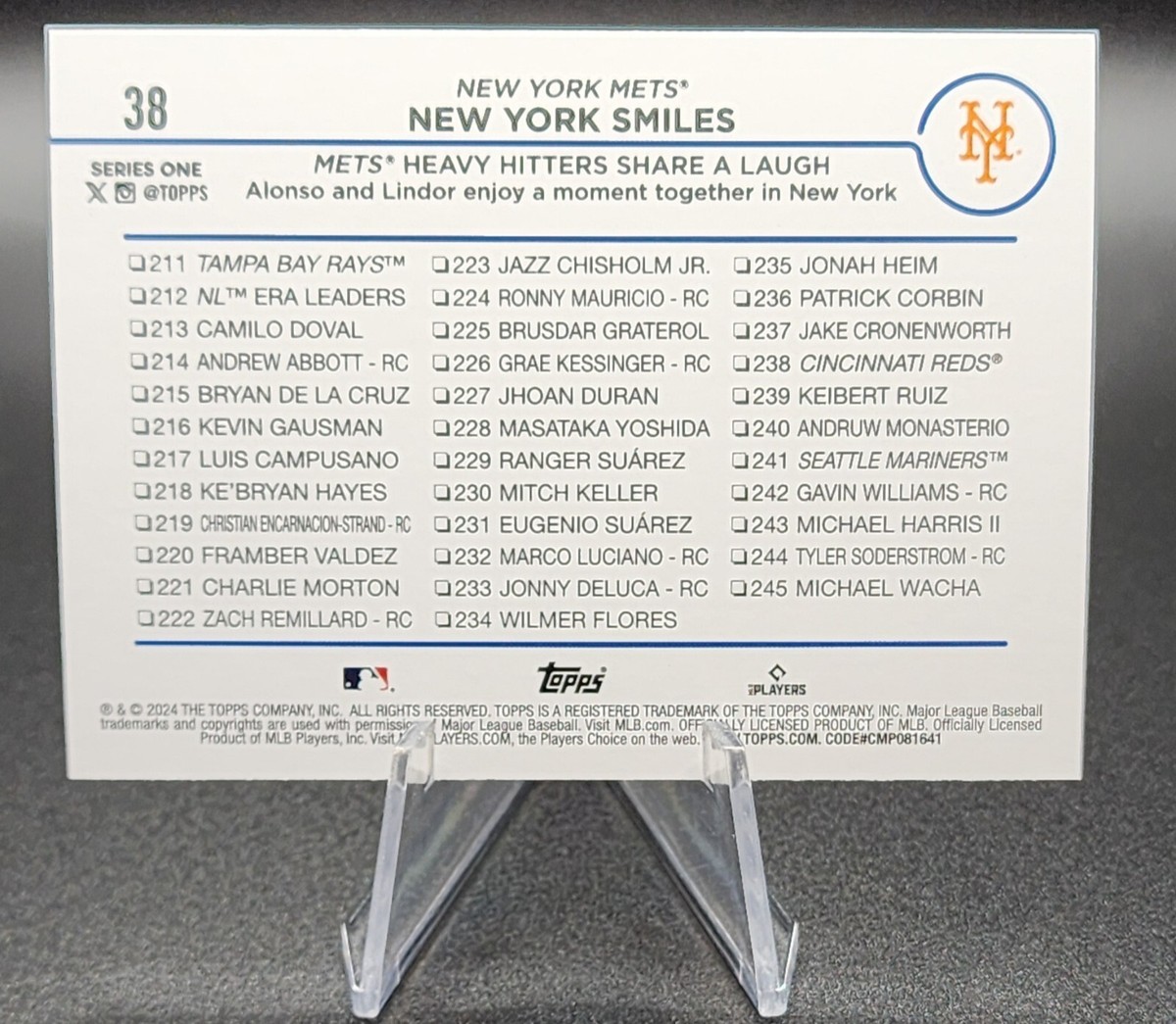 2024 Topps Series One New York Smiles #38 Holiday Foil Flower Mets