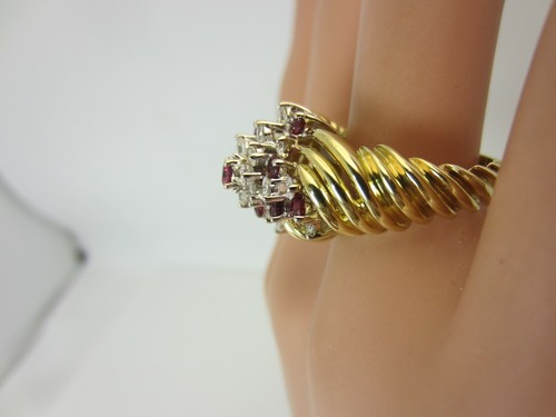 18k Yellow Gold Ruby and Diamond Twist Cluster Ring 2.00 ct TW - Picture 5 of 12