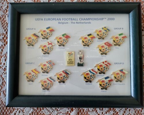 EUROPEAN FOOTBALL CHAMPIONSHIP 2000➔ 18 Pins ➔ Pin / Pins *aus Sammlung* ➔ 12718 - Afbeelding 1 van 9