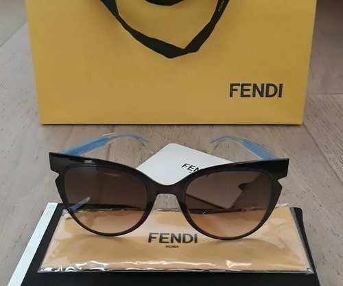 Occhiali gatta Fendi. Nuovi. azzurro e nero | eBay