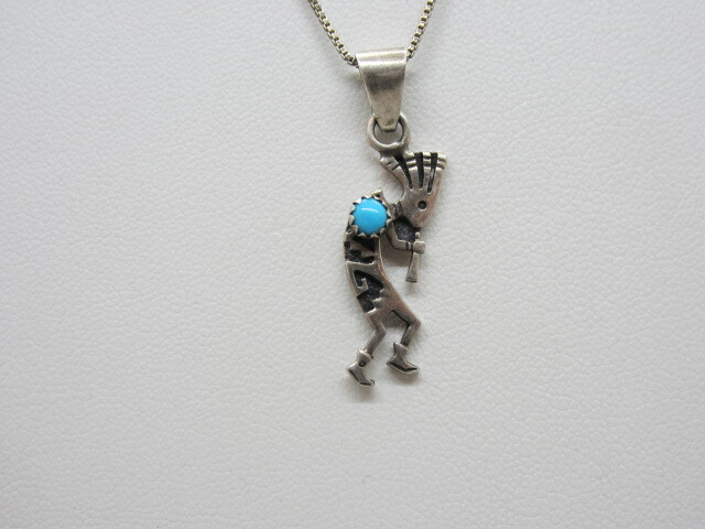 Picture 2 of 4