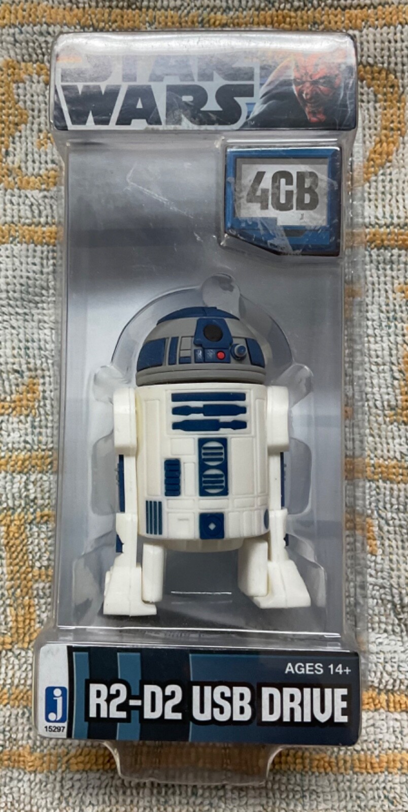 Maul R2 D2 Star Wars lot of 2 , 4GB R2-D2 and 2GB Darth Maul Exclusive USB Flash ...